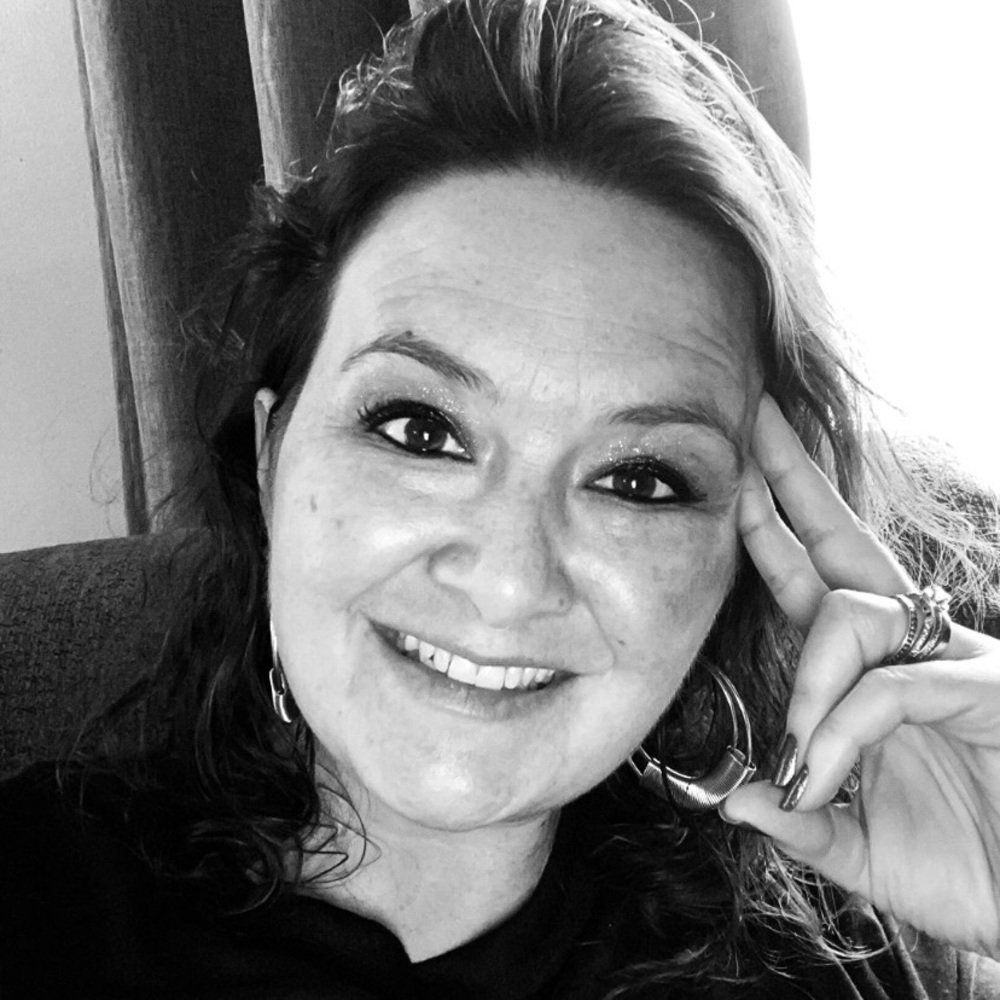 Meet your Posher, Courtney